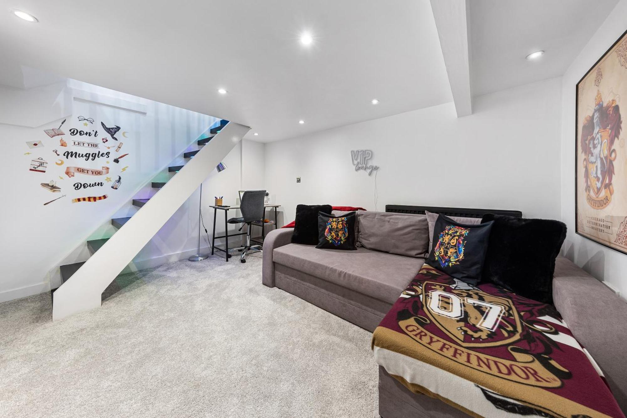 The Hogwarts Retreat - Cinema Room - Special May Offer - 25Th - 31St วัตฟอร์ด ภายนอก รูปภาพ